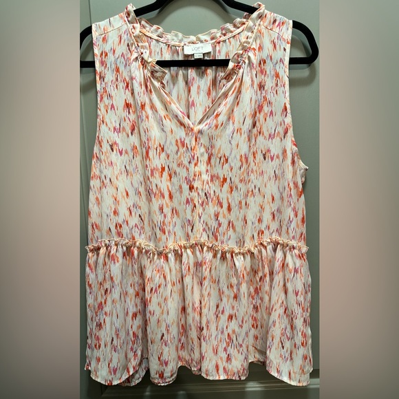 LOFT Outlet Tops - LOFT Outlet Size L Ruffled Blouse EUC